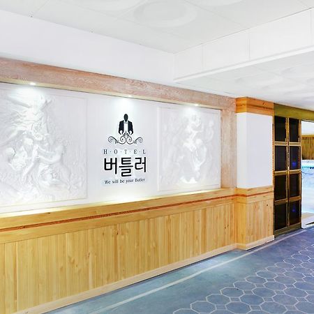 โฮเต็ล บัทเลอร์ Hotel ซูวอน ภายนอก รูปภาพ