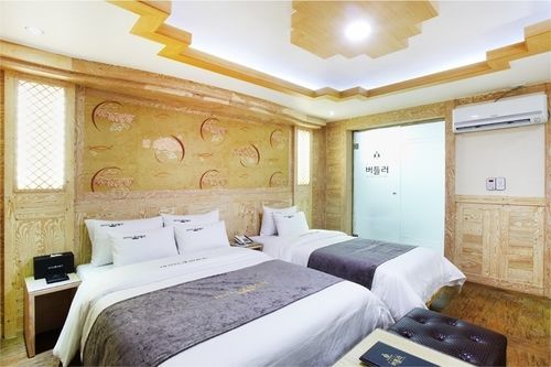 โฮเต็ล บัทเลอร์ Hotel ซูวอน ภายนอก รูปภาพ
