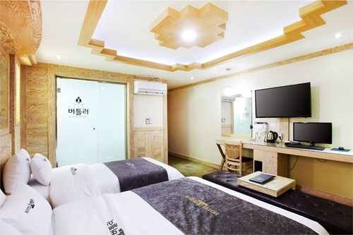 โฮเต็ล บัทเลอร์ Hotel ซูวอน ภายนอก รูปภาพ