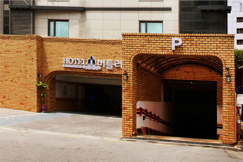 โฮเต็ล บัทเลอร์ Hotel ซูวอน ภายนอก รูปภาพ